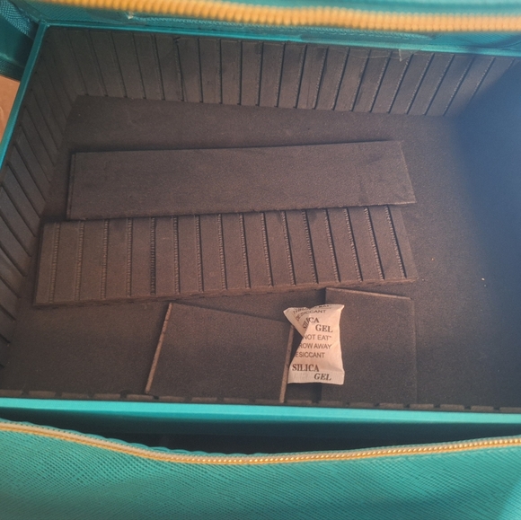 Teal Women's Bag with Gold Accents - Picture 7 of 12